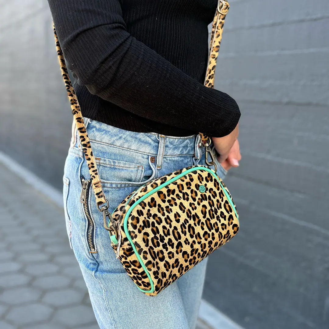 "Lou Lou Leo Crossbody Tasche" 4legs.de